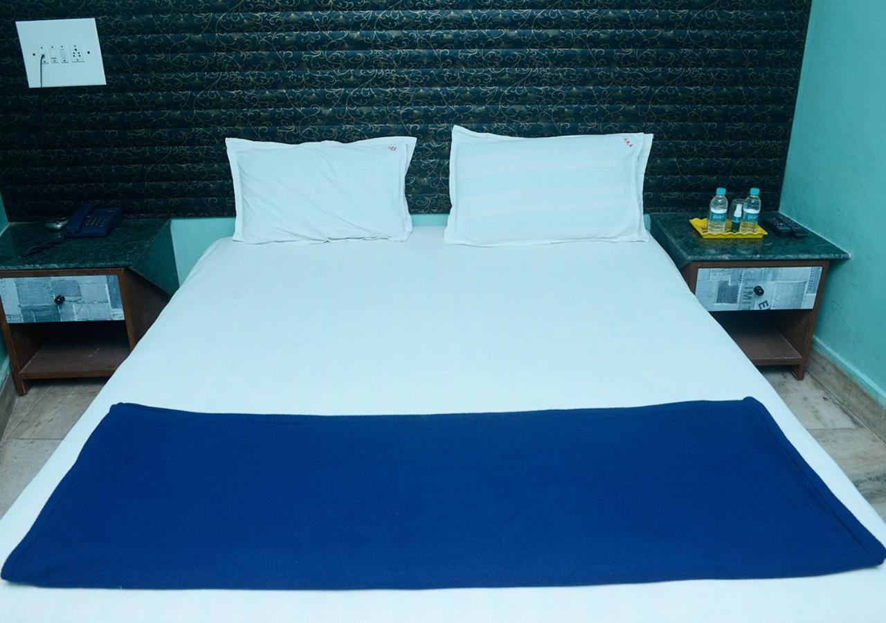 Srk Hotel 孟买 外观 照片