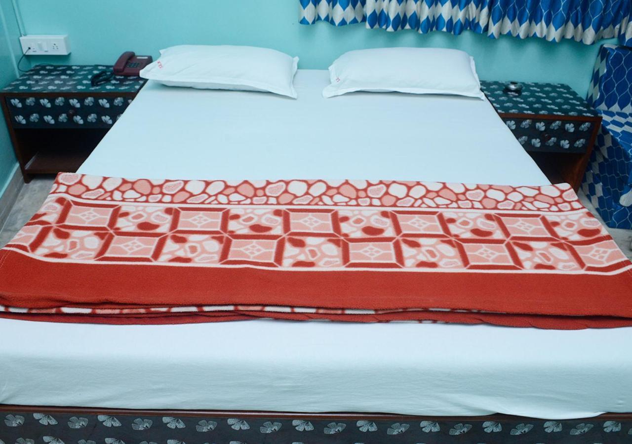 Srk Hotel 孟买 外观 照片