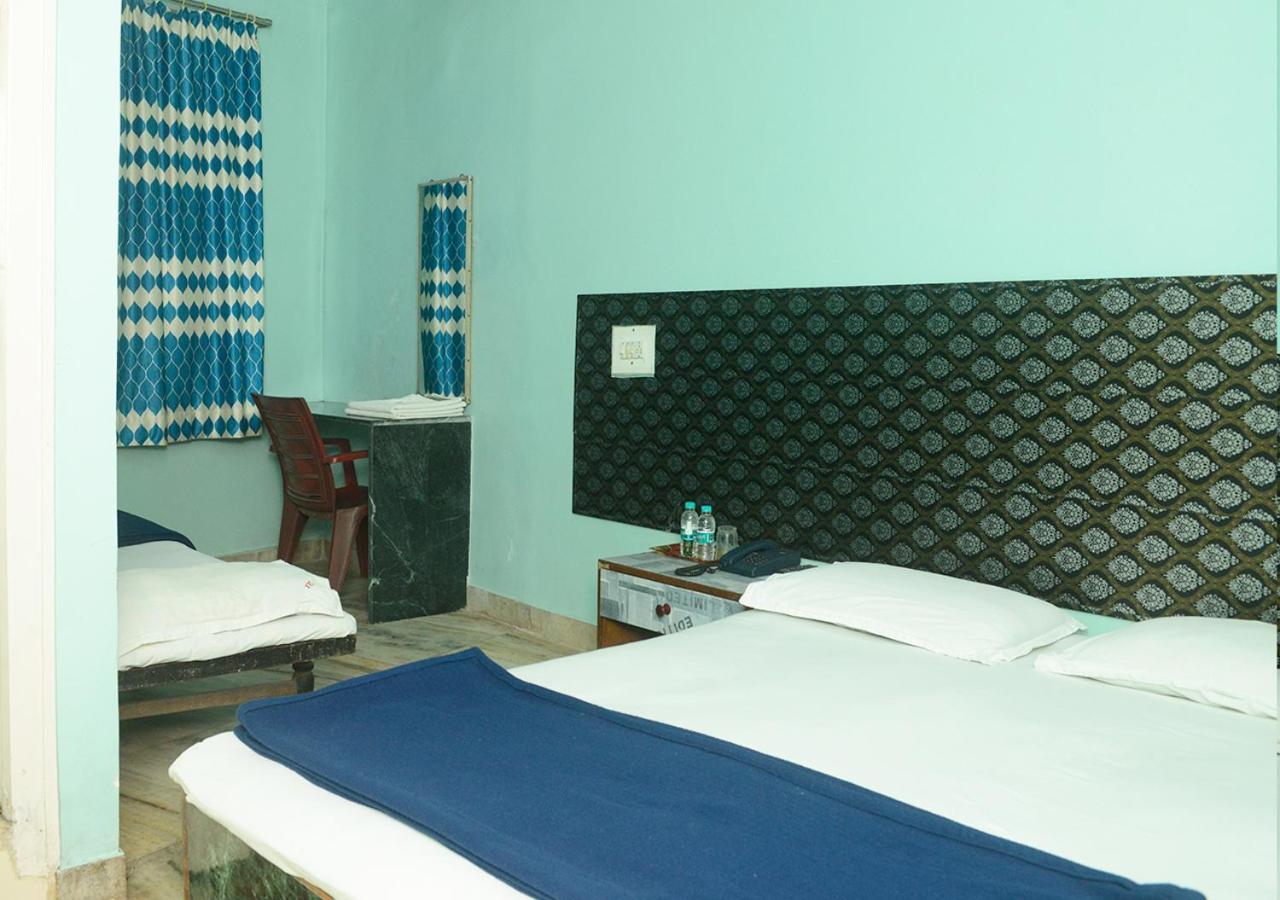 Srk Hotel 孟买 外观 照片
